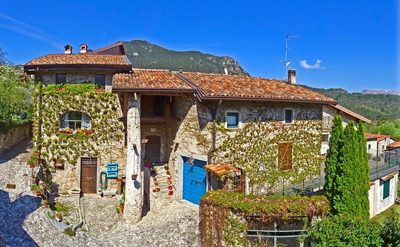 Rustico Colonna House By Gardadomusmea Apartamento Vesio Exterior foto